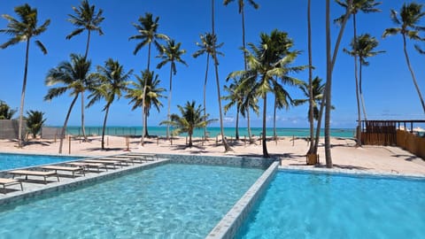 Pool view, Sea view