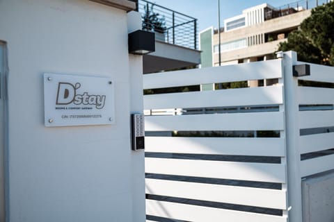 Property building, Property logo or sign, Street view