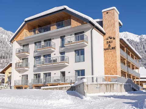 Property building, Winter