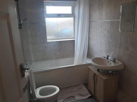 Luxury Birmingham House - Free WiFi & Parking Capsule hotel in Birmingham