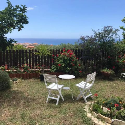 Patio, Spring, Day, Natural landscape, Garden, Garden view, Sea view