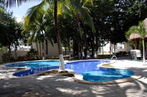 Swimming pool