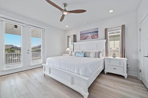 Summer House at Yacht Harbor House in Ono Island