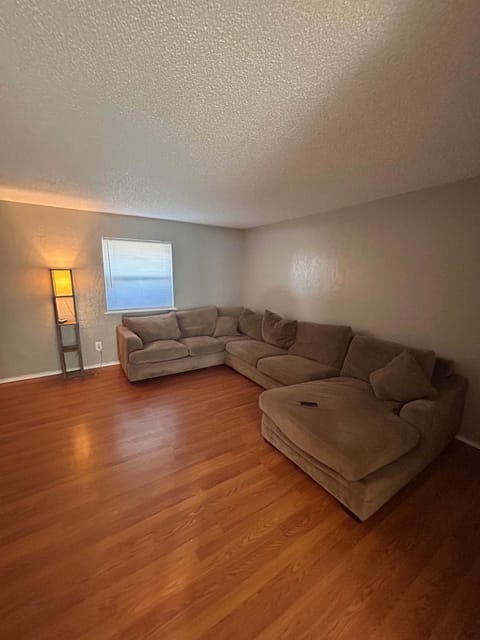 Near Fort Sill Cozy 2-Bedroom Townhouse House in Lawton