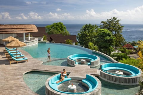 Property building, Swimming pool