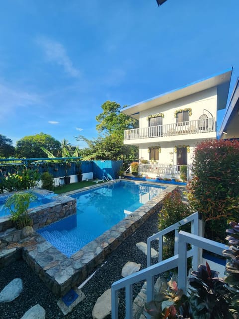Property building, Garden view, Pool view, Swimming pool, Swimming pool