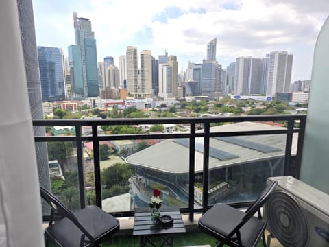 Balcony/Terrace, Garden view