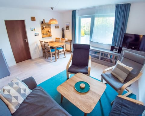 Communal lounge/ TV room, Living room