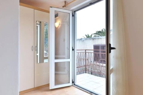 Studio apartment in town center Apartment in Stari Grad