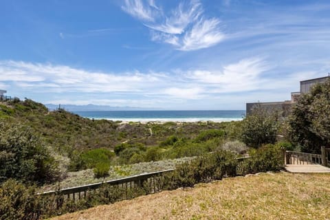 House On The Beach House in Plettenberg Bay