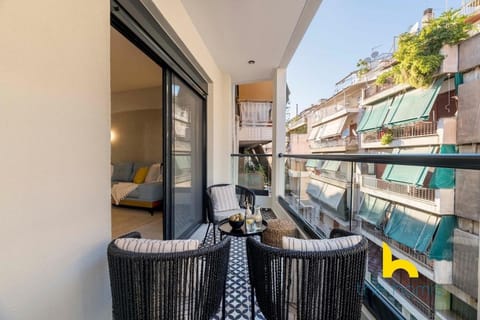 Elegant 2-BDR APT Near Metro & Private Patio Apartment in Athens