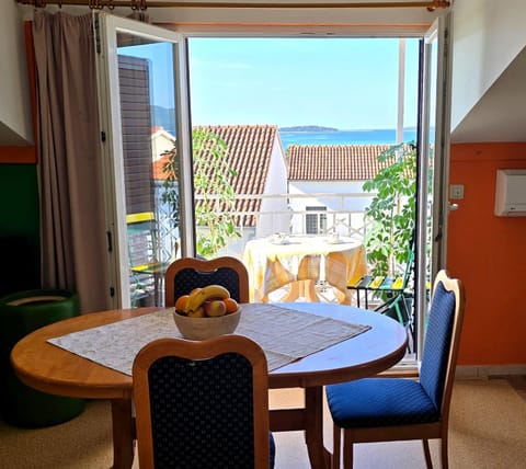 Sea View Apartment with Balcony & Sunset 2 min to Beach Apartment in Šibenik-Knin County, Croatia