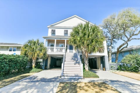 Oasis By The Sea House in Surfside Beach