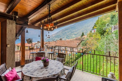 View (from property/room), Mountain view