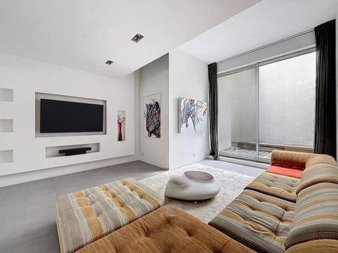 TV and multimedia, Living room, Seating area