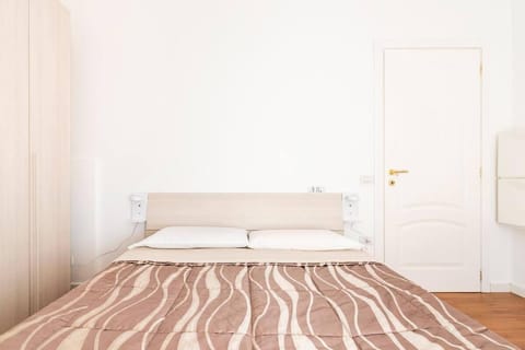 Alghero centro comoda e ampia camera Bed and Breakfast in Alghero