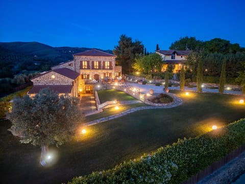 Property building, Patio, Patio, Nearby landmark, Night, Natural landscape, Garden, Garden, View (from property/room), View (from property/room), Balcony/Terrace, Balcony/Terrace, Floor plan, Garden view, Garden view, Landmark view, Landmark view, Mountain view, Mountain view, Sea view, Sea view, Location, Quiet street view, Inner courtyard view, sunbed