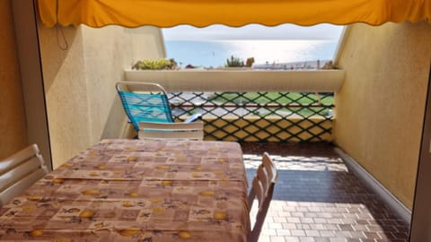 SE198 - Senigallia, luminoso bilocale fronte mare al residence Piramidi Apartment in Senigallia