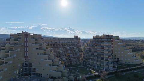 SE198 - Senigallia, luminoso bilocale fronte mare al residence Piramidi Apartment in Senigallia