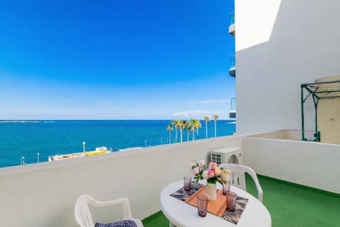 Seating area, Sea view, Sunset