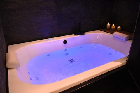 Hot Tub, Hot Tub, Bath