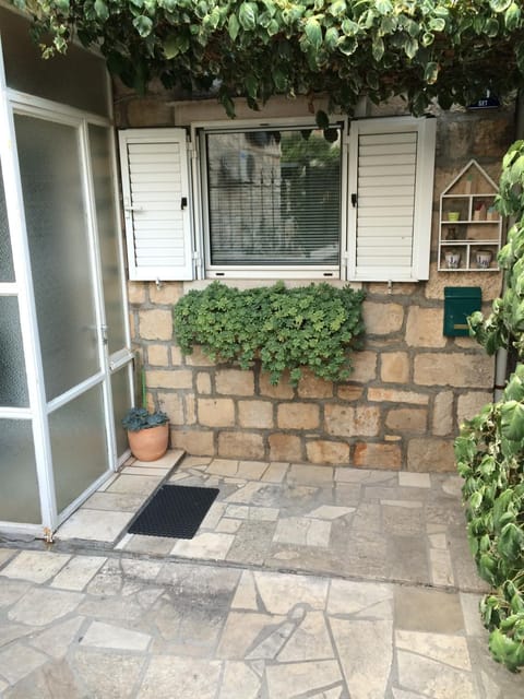 Facade/entrance, On site