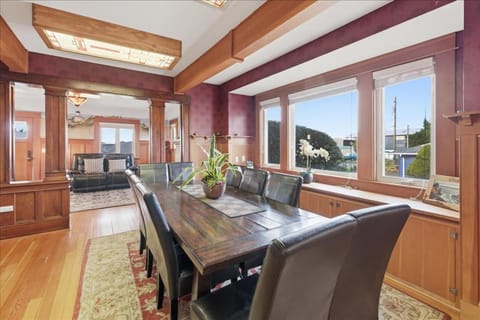 Coastal Craftsman House in Pacific City