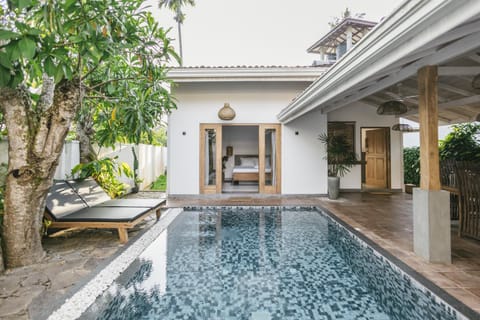 Property building, Pool view, Swimming pool, sunbed