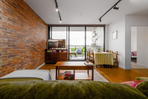 TV and multimedia, Living room, Photo of the whole room, Seating area