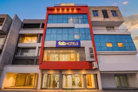 Property building, Facade/entrance