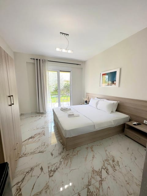 Bed, Photo of the whole room, Bedroom, towels, wardrobe