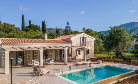 Pool view, Swimming pool, sunbed