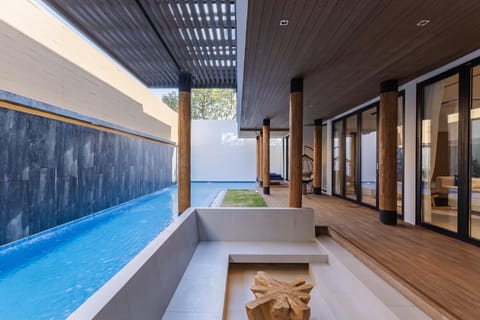 Pool view, Swimming pool, Swimming pool, sunbed