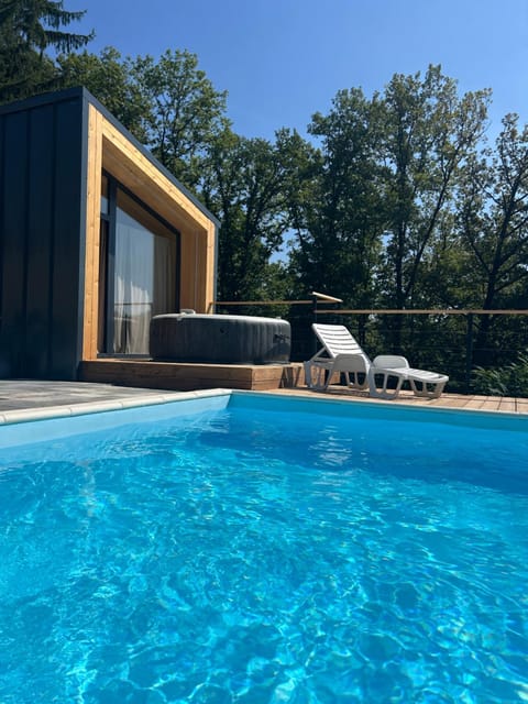 Hot Tub, Pool view, Swimming pool