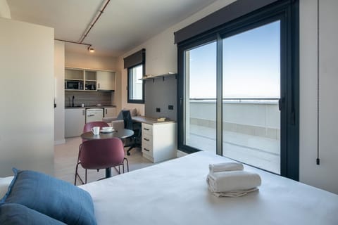 Bed, Balcony/Terrace, Photo of the whole room, Bedroom