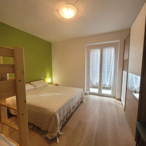 Casa Gioia Family Mountain Lake Iseo Hospitality Apartment in Province of Brescia