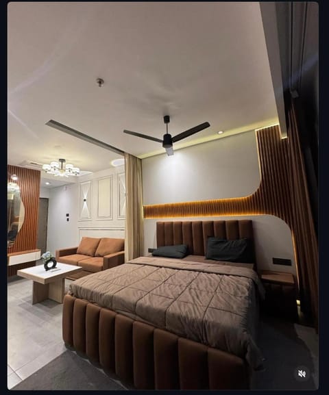 Bedroom, wardrobe