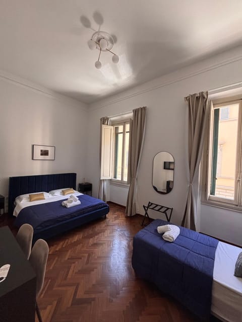 Bed, View (from property/room), Photo of the whole room, Bedroom