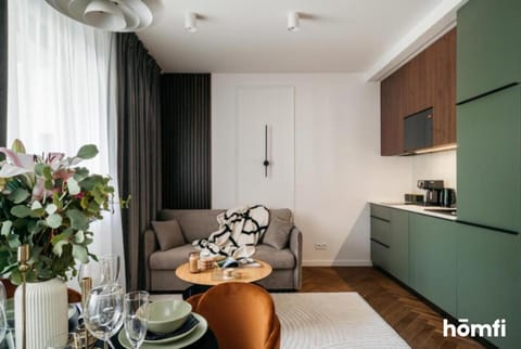 Kitchen or kitchenette, Living room, Seating area, Dining area, stove