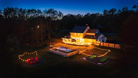 Resort-Style Pool Hot Tub Loft Game Room House in Tunkhannock Township