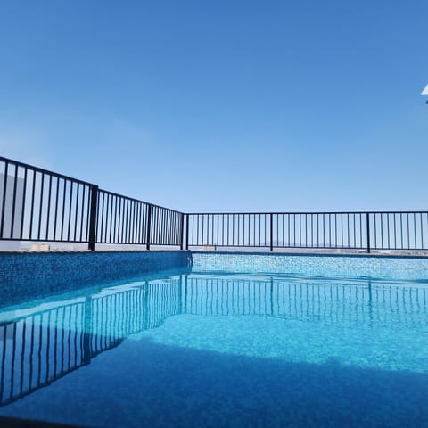 Pool view, Swimming pool