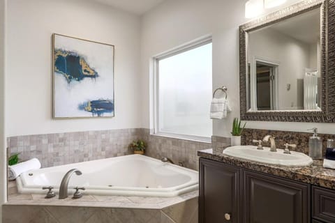 North Austin Oasis near Domain 20 min to Downtown House in Jollyville