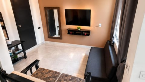 Communal lounge/ TV room, Living room