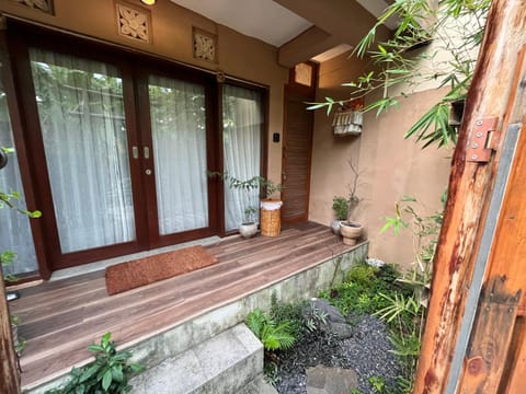 Property building, Balcony/Terrace