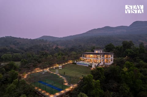 Property building, Bird's eye view