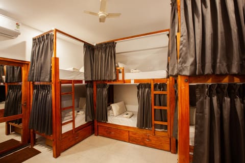 Bed, bunk bed