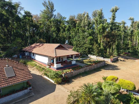 Property building, Bird's eye view