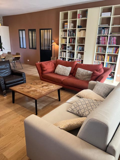 Library, TV and multimedia, Living room