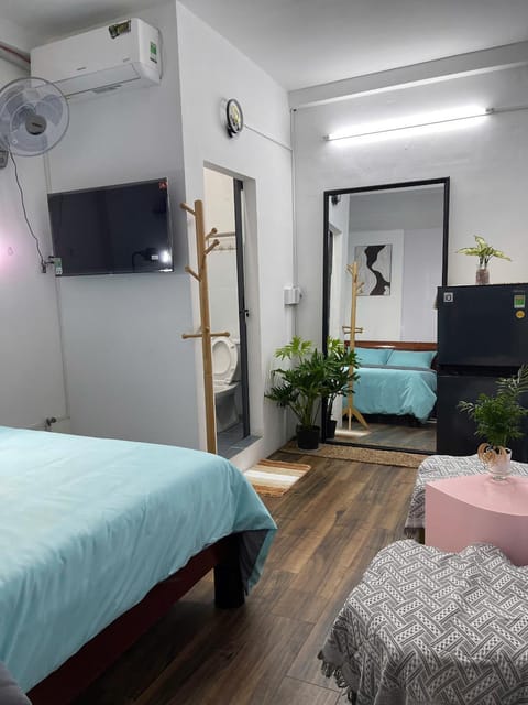 Toilet, Photo of the whole room, Bedroom