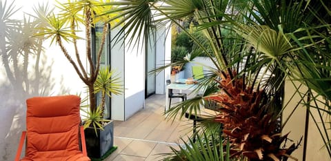 Patio, Garden, Balcony/Terrace